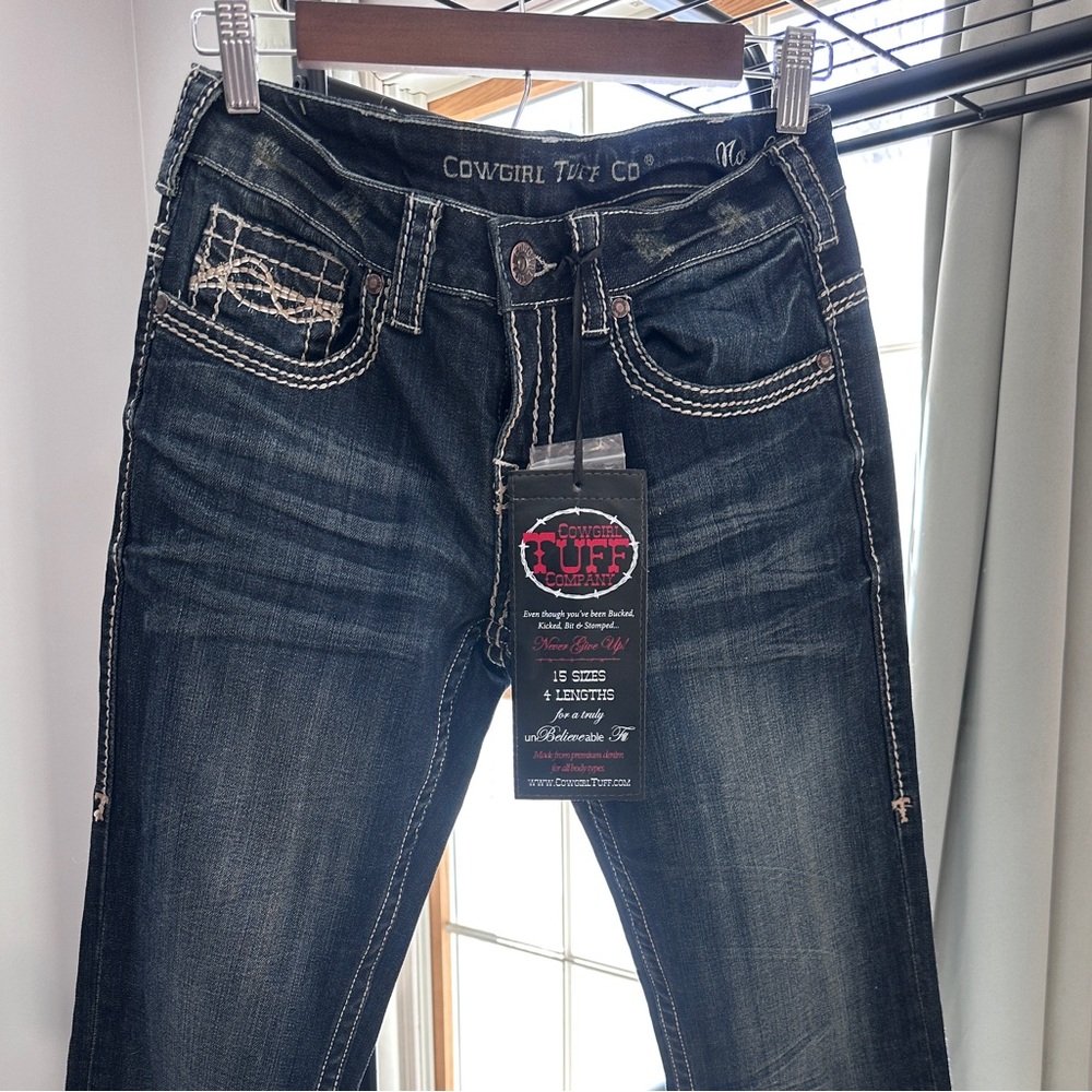 Cowgirl Tuff Bootcut Jeans Size 27x31 Short NWT